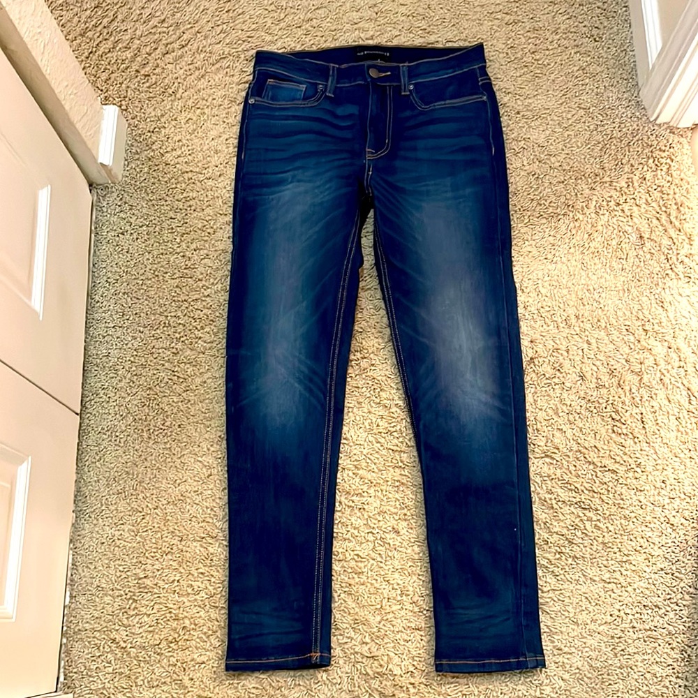 Size 28x30 Mens No Boundaries Darkwash Jeans